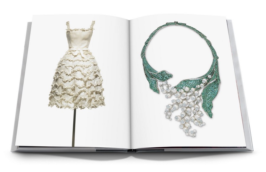 Dior, Fashion, Jewelry and Perfume by Caroline Bongrand 9781614280200